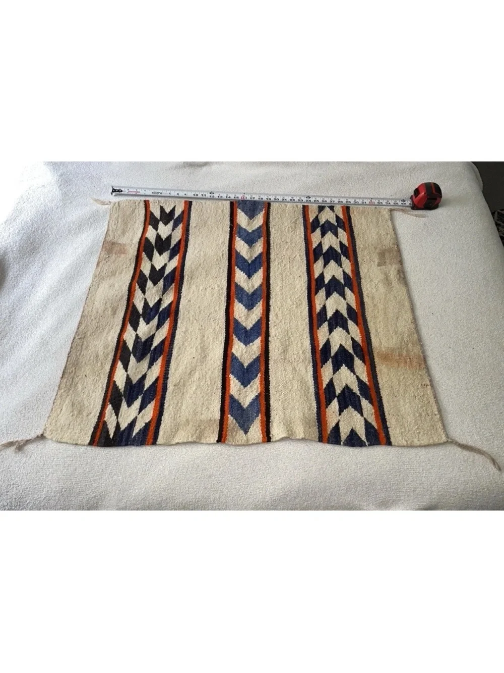 Authentic Navajo, Indian mid-century single saddle blanket approximately 30 x 34